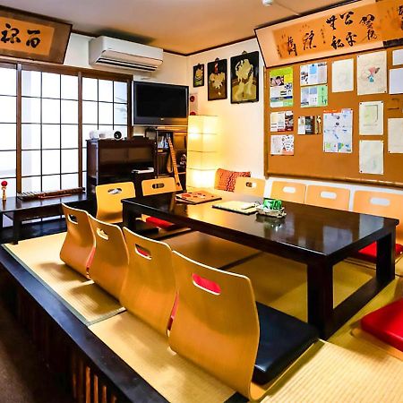 Maguro House Villa Osaka Bagian luar foto