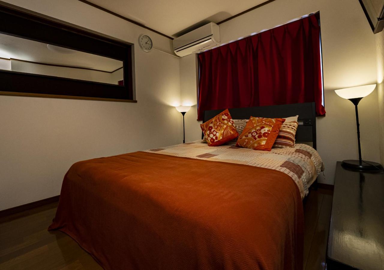 Maguro House Villa Osaka Bagian luar foto